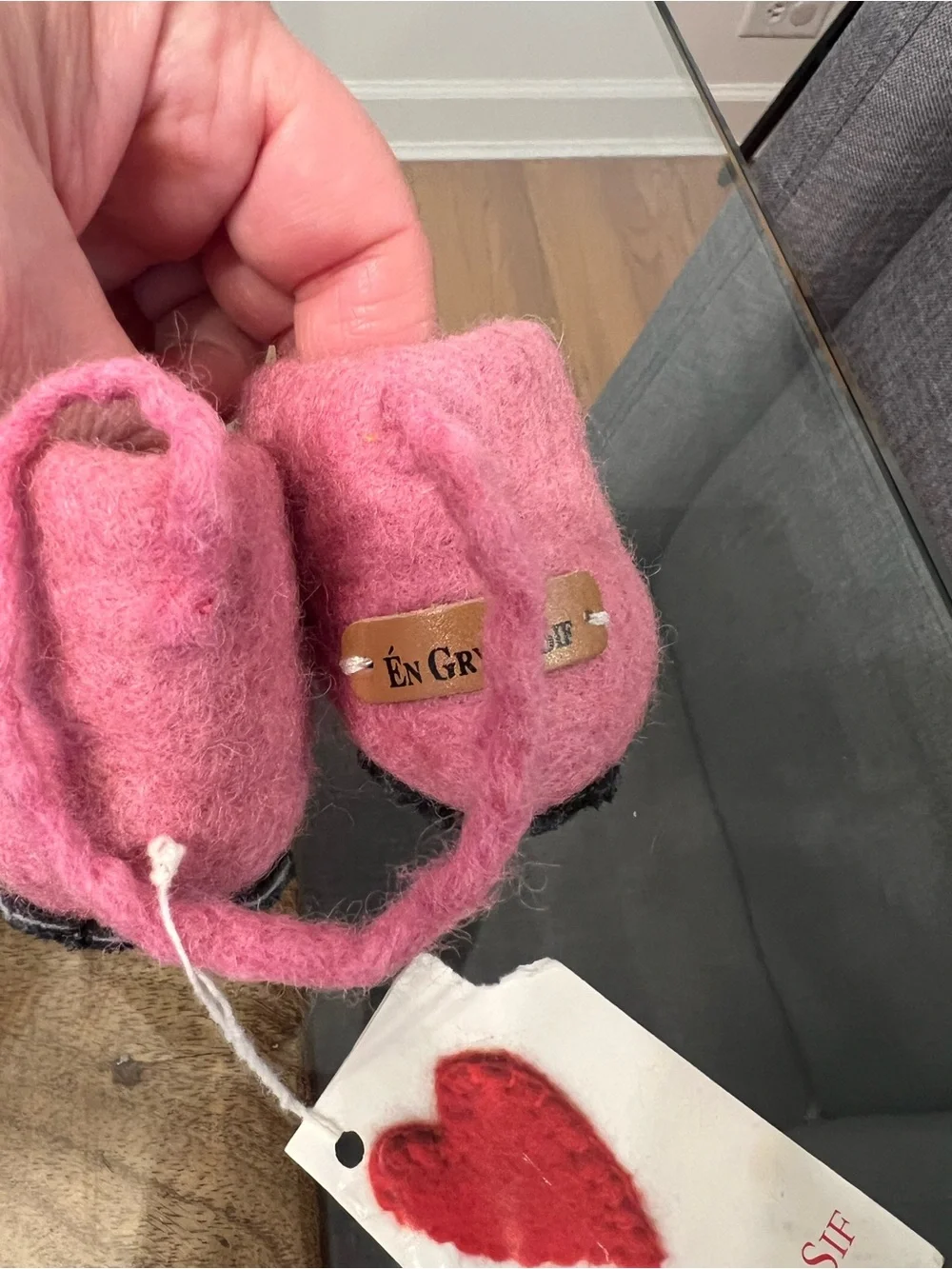handmade wool pink pig shoes from the Danish design brand Én Gry & Sif